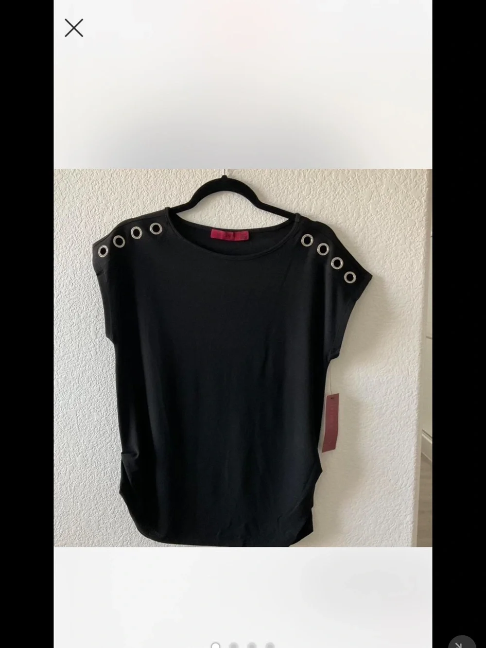 Scarlett Black Short Sleeve Tee with Shoulder Grommets